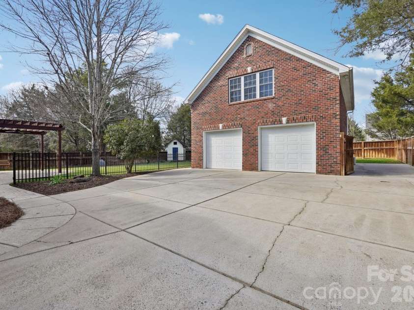 8348 Rocky River Road, Harrisburg, NC 28075.  MLS# CAR4358695, YatesRealty ID 30741. 