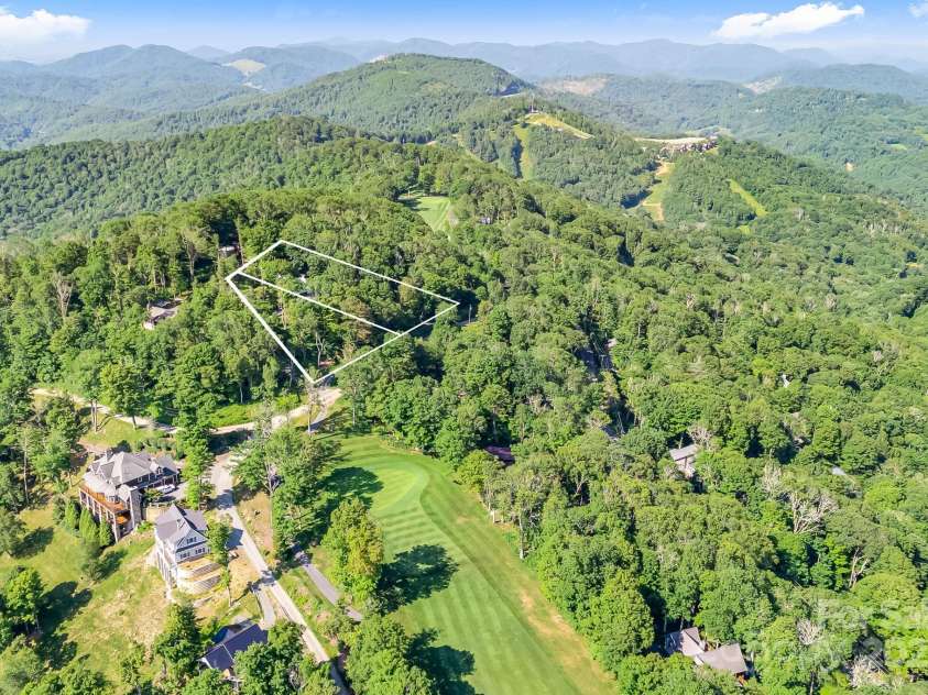 50 Mountain Top Lane, Mars Hill, NC 28754.  MLS# CAR4276175, YatesRealty ID 30742. 