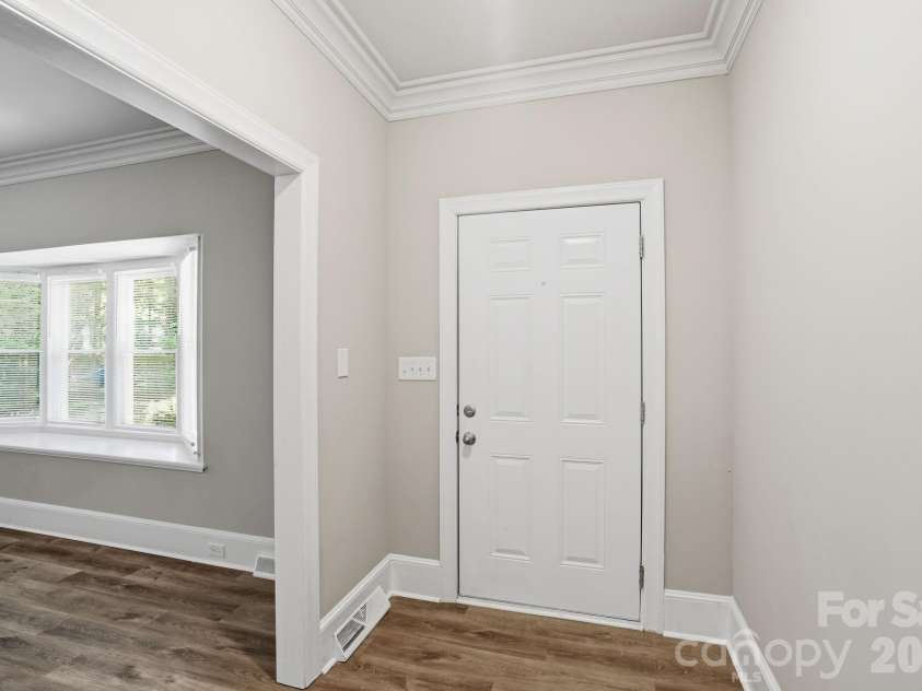 127 Forest Hills Drive, Monroe, NC 28112.  MLS# CAR4391330, YatesRealty ID 30743. 