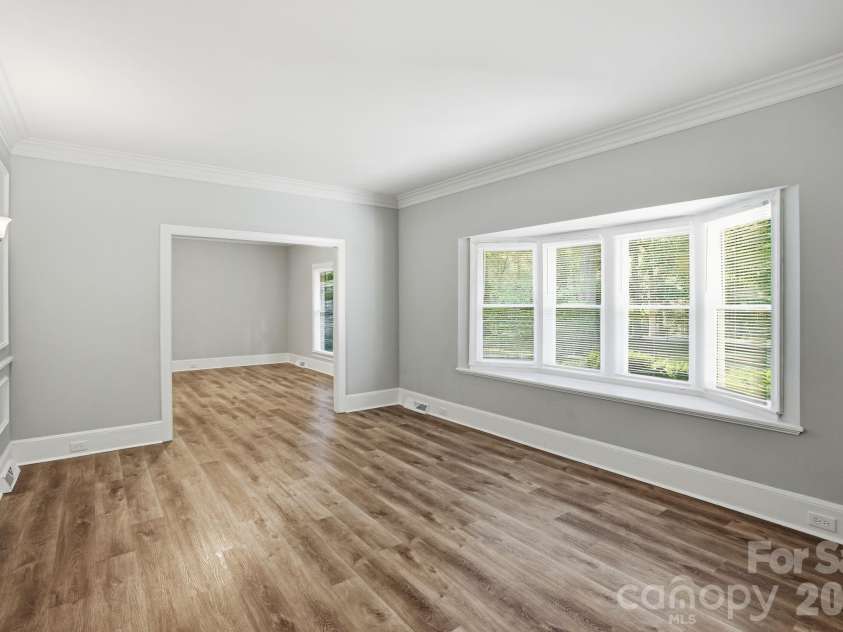 127 Forest Hills Drive, Monroe, NC 28112.  MLS# CAR4391330, YatesRealty ID 30743. 
