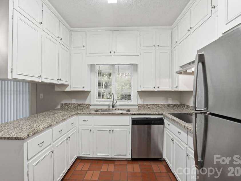 127 Forest Hills Drive, Monroe, NC 28112.  MLS# CAR4391330, YatesRealty ID 30743. 