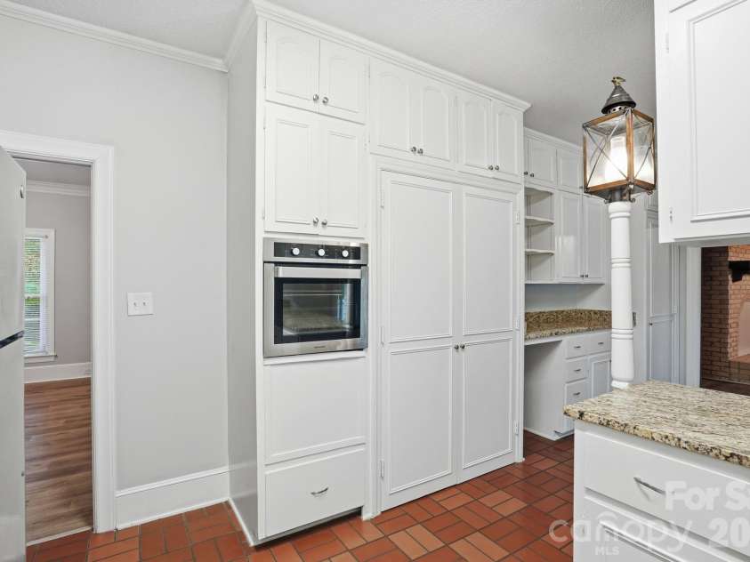 127 Forest Hills Drive, Monroe, NC 28112.  MLS# CAR4391330, YatesRealty ID 30743. 
