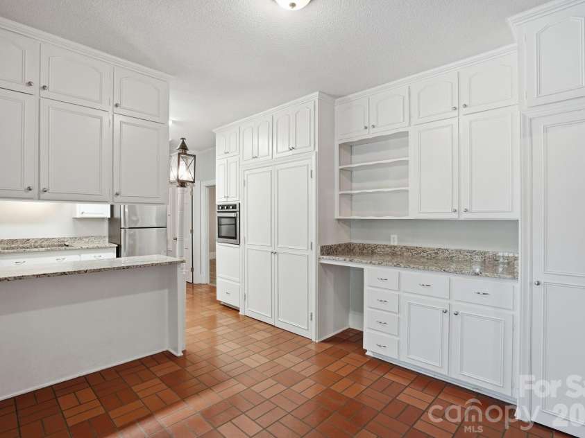 127 Forest Hills Drive, Monroe, NC 28112.  MLS# CAR4391330, YatesRealty ID 30743. 