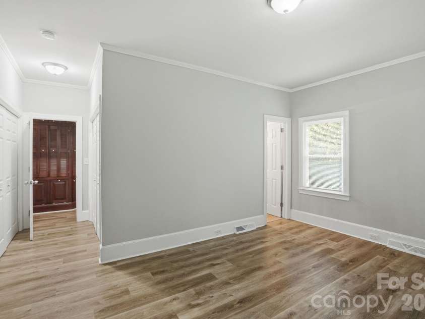 127 Forest Hills Drive, Monroe, NC 28112.  MLS# CAR4391330, YatesRealty ID 30743. 