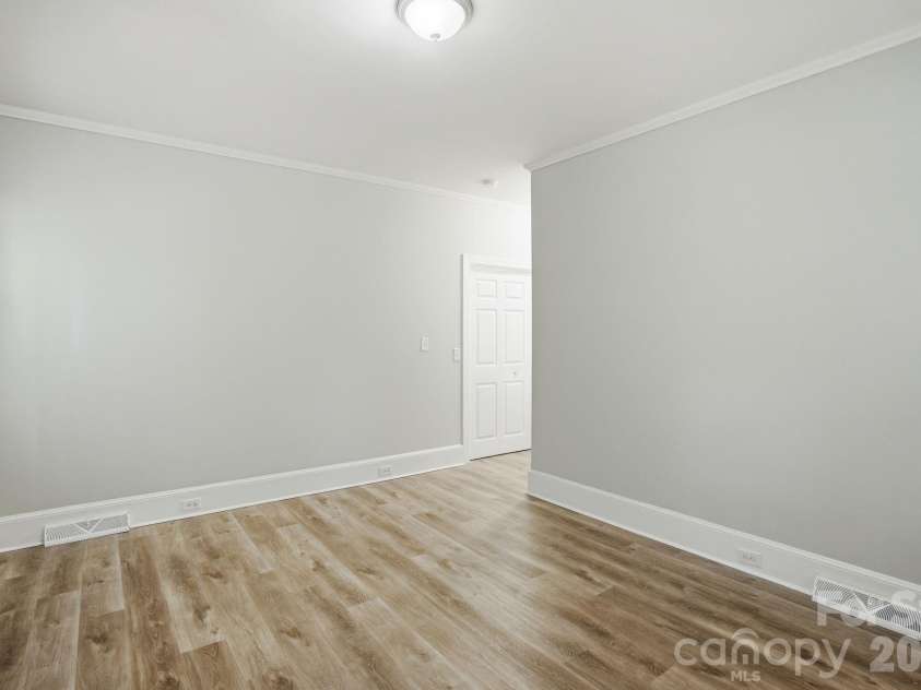 127 Forest Hills Drive, Monroe, NC 28112.  MLS# CAR4391330, YatesRealty ID 30743. 