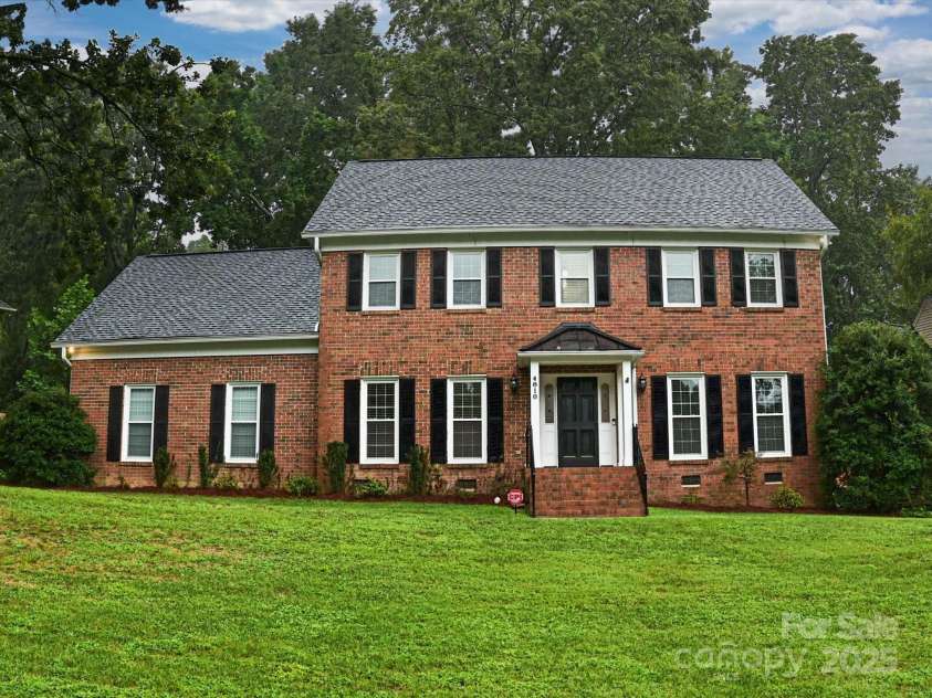 4810 Eddystone Drive, Charlotte, NC 28270.  MLS# CAR4289408, YatesRealty ID 30743. 