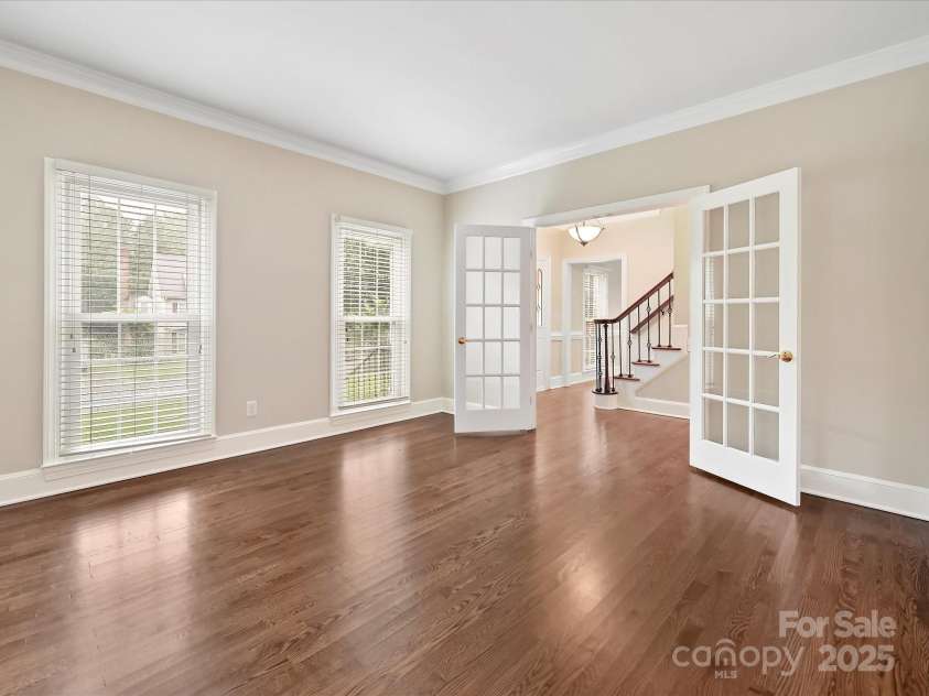 4810 Eddystone Drive, Charlotte, NC 28270.  MLS# CAR4289408, YatesRealty ID 30743. 