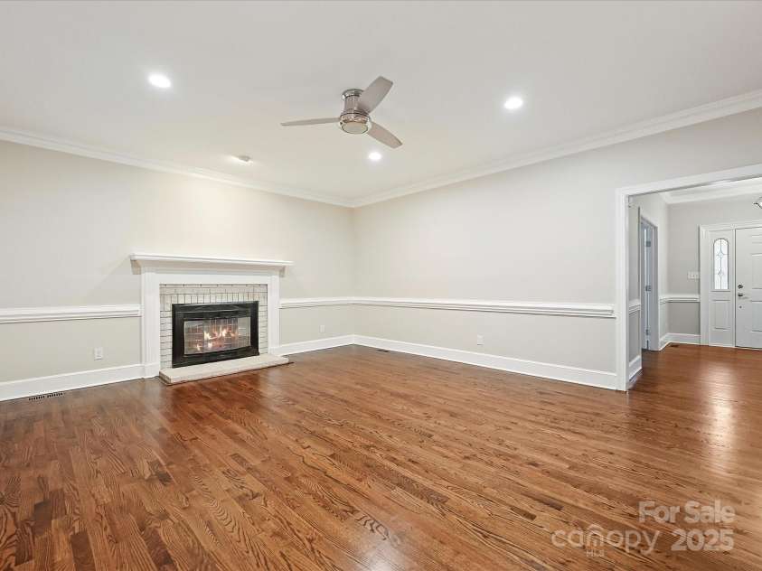 4810 Eddystone Drive, Charlotte, NC 28270.  MLS# CAR4289408, YatesRealty ID 30743. 