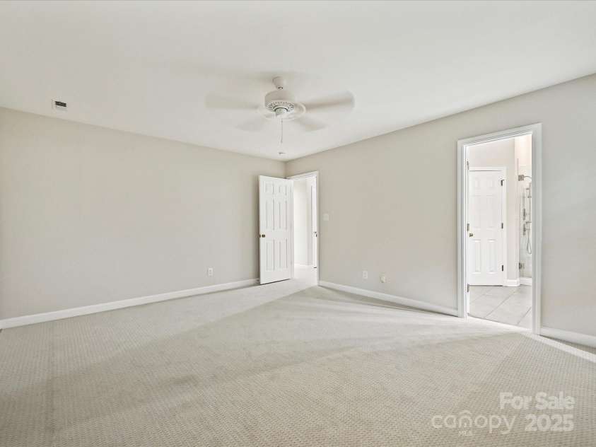 4810 Eddystone Drive, Charlotte, NC 28270.  MLS# CAR4289408, YatesRealty ID 30743. 