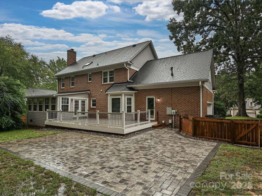 4810 Eddystone Drive, Charlotte, NC 28270.  MLS# CAR4289408, YatesRealty ID 30743. 