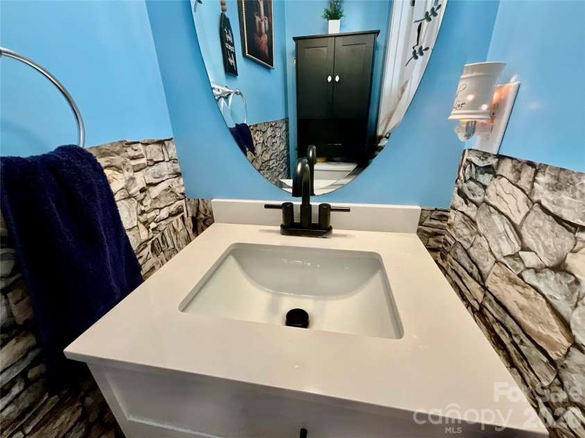 1965 Charlotte Highway, Mooresville, NC 28115.  MLS# CAR4389711, YatesRealty ID 30745. 