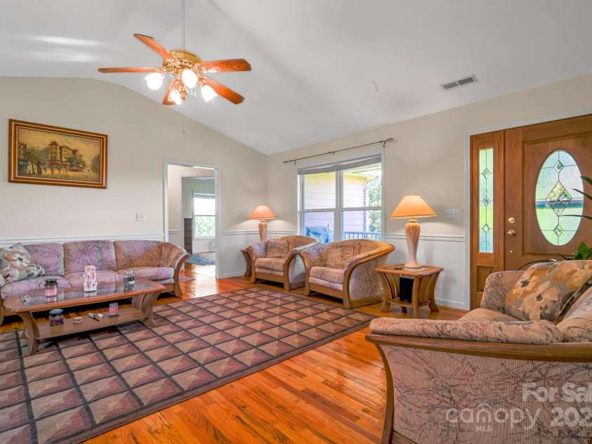 40 Collins Road, Marshall, NC 28753.  MLS# CAR4283307, YatesRealty ID 30745. 