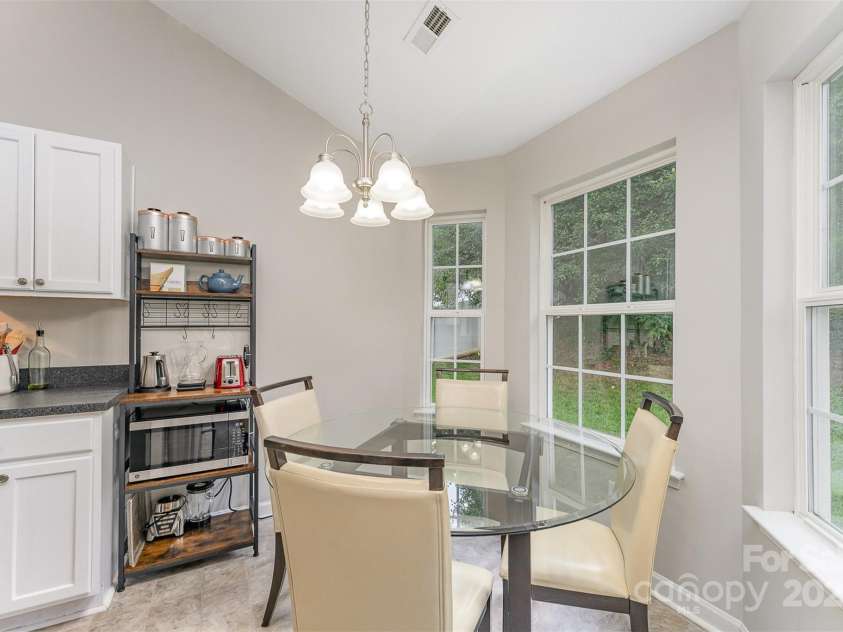 113 Whitby Drive, Mount Holly, NC 28120.  MLS# CAR4278432, YatesRealty ID 30746. 