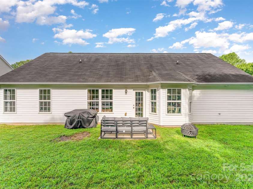 113 Whitby Drive, Mount Holly, NC 28120.  MLS# CAR4278432, YatesRealty ID 30746. 