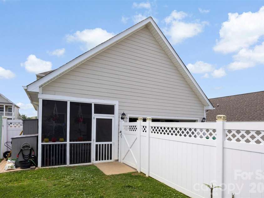 126 Kingston Drive, Locust, NC 28097.  MLS# CAR4393896, YatesRealty ID 30746. 