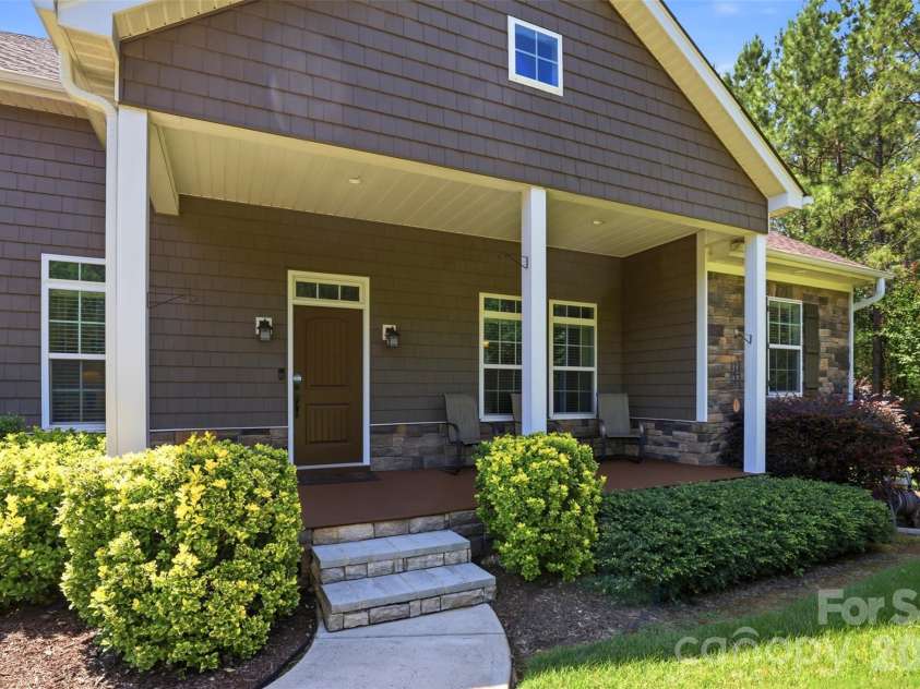 2006 Eagle Point Estate, Lancaster, SC 29720.  MLS# CAR4391225, YatesRealty ID 30747. 