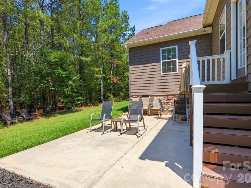 2006 Eagle Point Estate, Lancaster, SC 29720.  MLS# CAR4391225, YatesRealty ID 30747. 