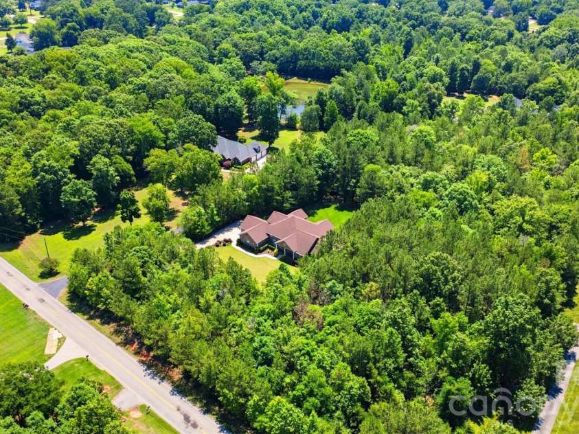 2006 Eagle Point Estate, Lancaster, SC 29720.  MLS# CAR4391225, YatesRealty ID 30747. 
