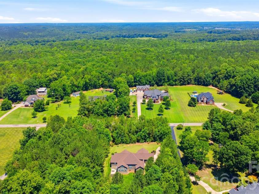 2006 Eagle Point Estate, Lancaster, SC 29720.  MLS# CAR4391225, YatesRealty ID 30747. 