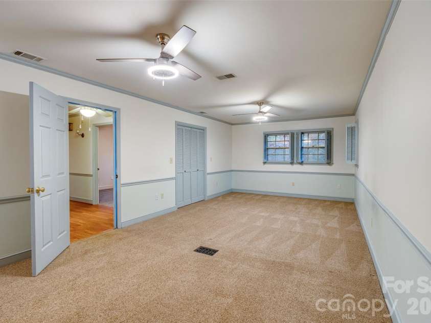 473 Woodend Drive, Concord, NC 28025.  MLS# CAR4389844, YatesRealty ID 30748. 