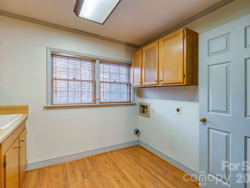 473 Woodend Drive, Concord, NC 28025.  MLS# CAR4389844, YatesRealty ID 30748. 