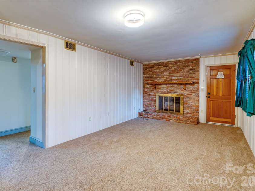 473 Woodend Drive, Concord, NC 28025.  MLS# CAR4389844, YatesRealty ID 30748. 