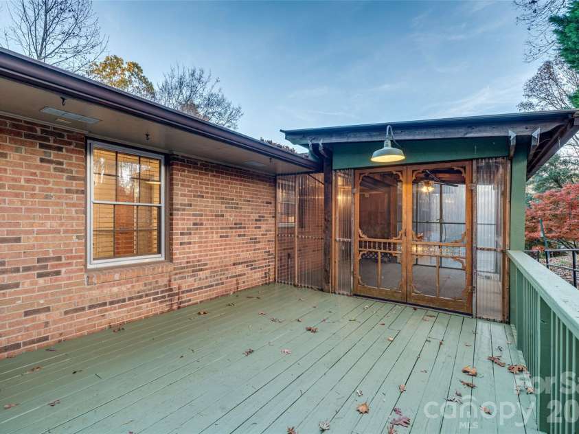 473 Woodend Drive, Concord, NC 28025.  MLS# CAR4389844, YatesRealty ID 30748. 
