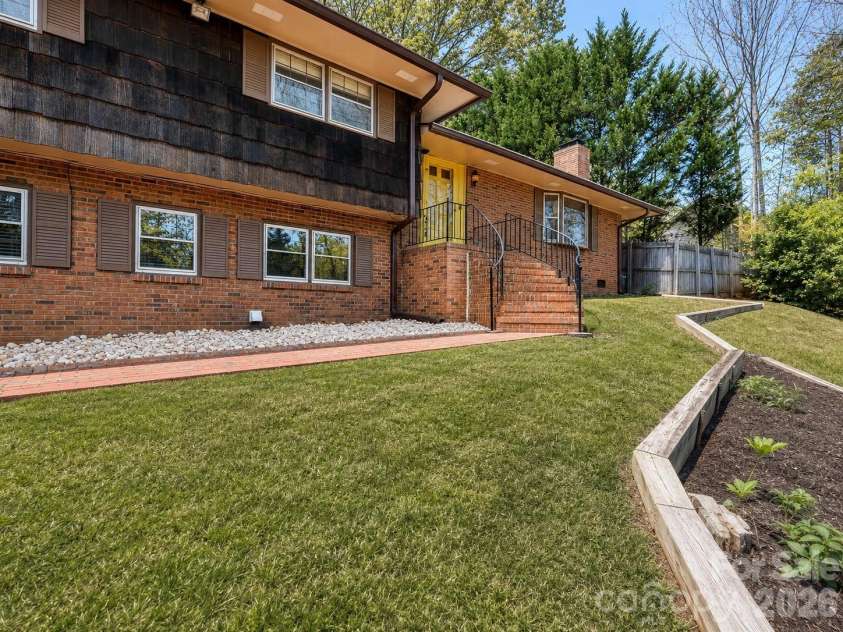 473 Woodend Drive, Concord, NC 28025.  MLS# CAR4389844, YatesRealty ID 30748. 