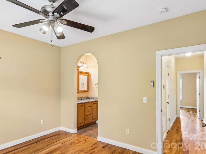 28 Tudor Crescent Court, Hendersonville, NC 28739.  MLS# CAR4412513, YatesRealty ID 30749. 