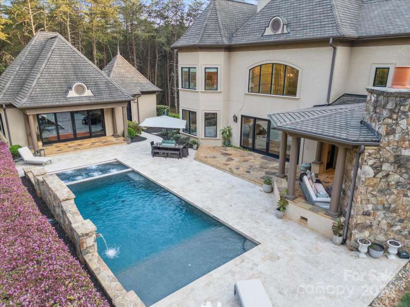 9044 Island Point Road, Charlotte, NC 28278.  MLS# CAR4135509, YatesRealty ID 3075. Backyard pool area