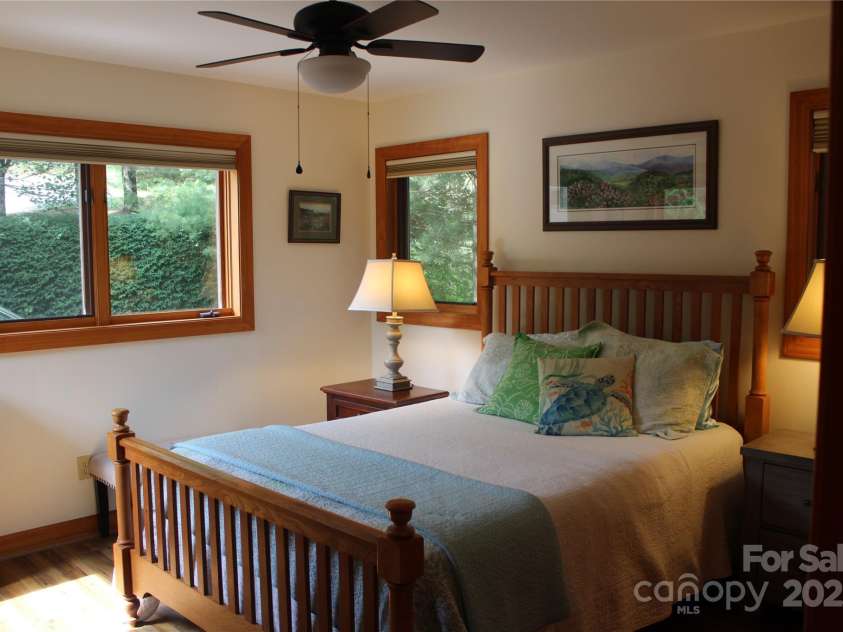 372 Silver Springs Drive, Banner Elk, NC 28604.  MLS# CAR4275590, YatesRealty ID 30750. 