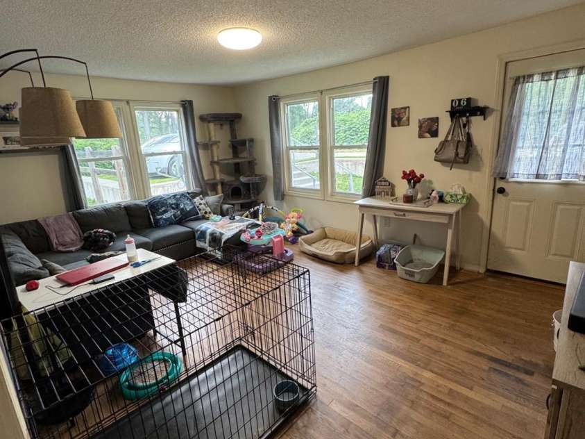 1045 Warren Place, Lenoir, NC 28645.  MLS# CAR4279397, YatesRealty ID 30752. 