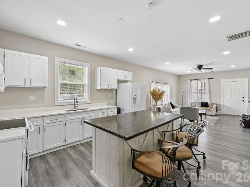 111 Church Street, Chester, SC 29706.  MLS# CAR4393960, YatesRealty ID 30752. 