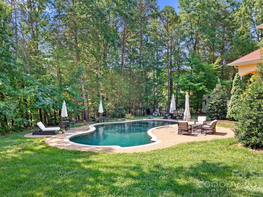 149 Vista Bluff Lane, Mooresville, NC 28117.  MLS# CAR4276049, YatesRealty ID 30753. 