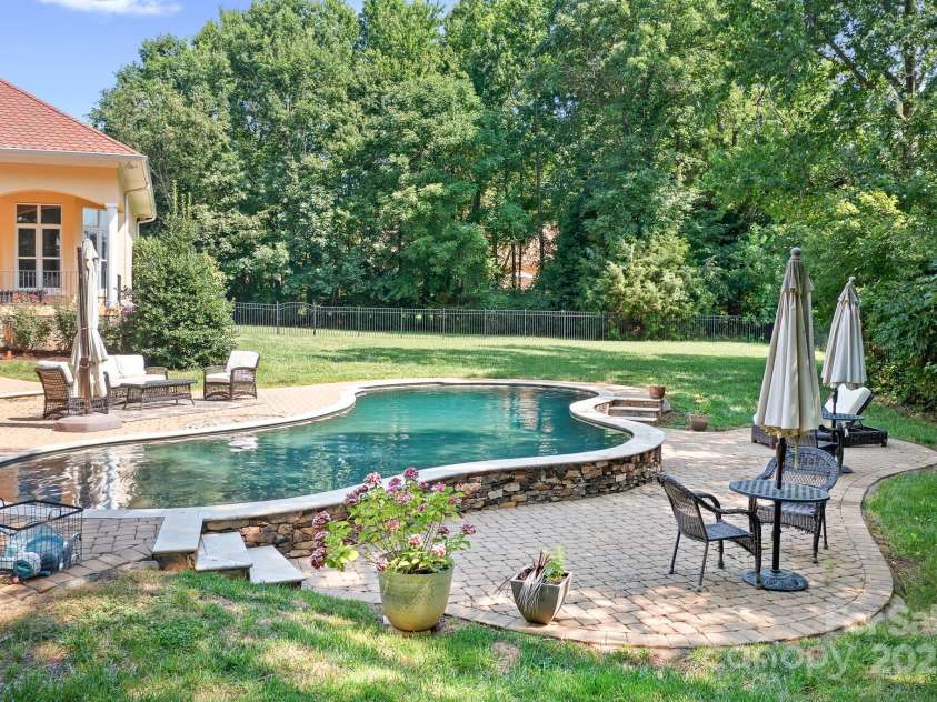 149 Vista Bluff Lane, Mooresville, NC 28117.  MLS# CAR4276049, YatesRealty ID 30753. 