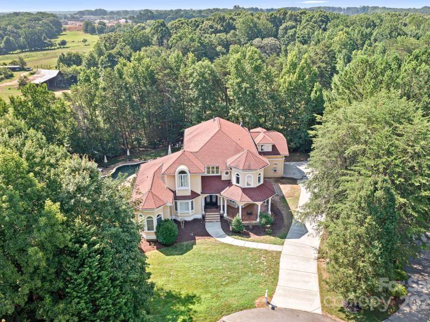 149 Vista Bluff Lane, Mooresville, NC 28117.  MLS# CAR4276049, YatesRealty ID 30753. Ariel View