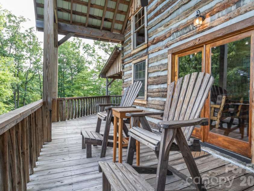 1639 Mountain Vista Drive, McGrady, NC 28649.  MLS# CAR4393964, YatesRealty ID 30753. 