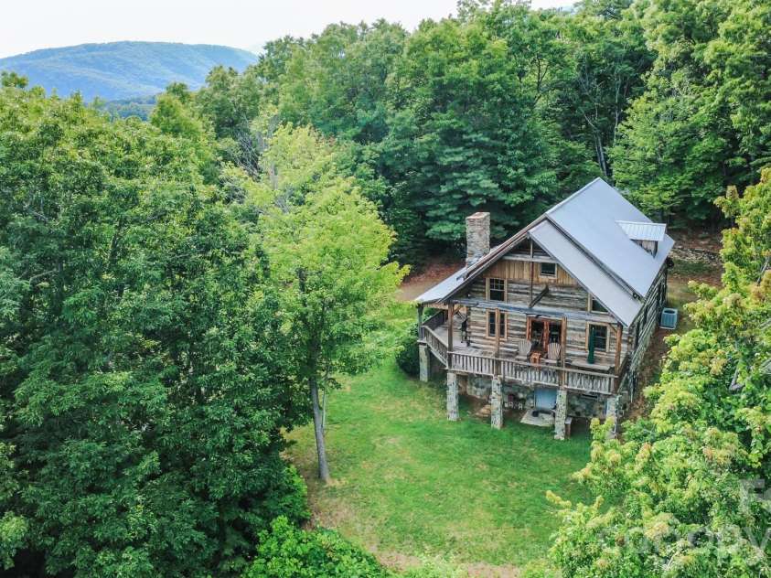 1639 Mountain Vista Drive, McGrady, NC 28649.  MLS# CAR4393964, YatesRealty ID 30753. 