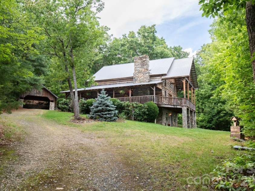 1639 Mountain Vista Drive, McGrady, NC 28649.  MLS# CAR4393964, YatesRealty ID 30753. 