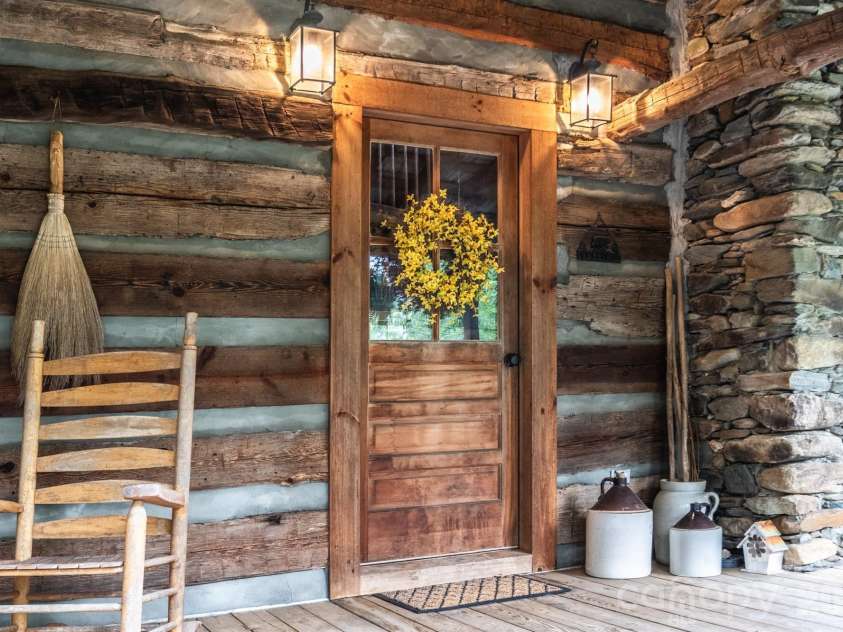 1639 Mountain Vista Drive, McGrady, NC 28649.  MLS# CAR4393964, YatesRealty ID 30753. 