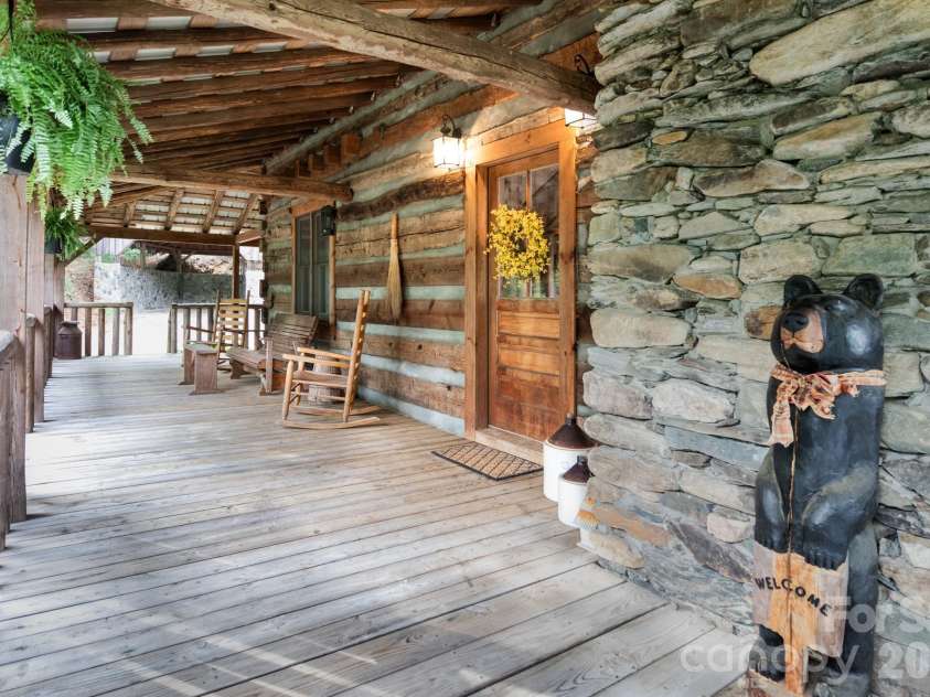 1639 Mountain Vista Drive, McGrady, NC 28649.  MLS# CAR4393964, YatesRealty ID 30753. 