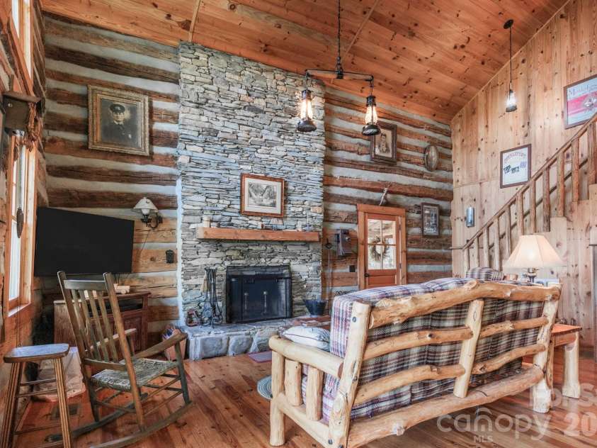 1639 Mountain Vista Drive, McGrady, NC 28649.  MLS# CAR4393964, YatesRealty ID 30753. 