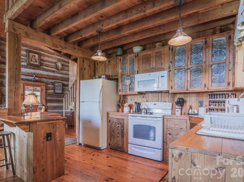1639 Mountain Vista Drive, McGrady, NC 28649.  MLS# CAR4393964, YatesRealty ID 30753. 
