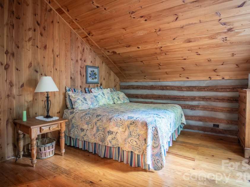 1639 Mountain Vista Drive, McGrady, NC 28649.  MLS# CAR4393964, YatesRealty ID 30753. 