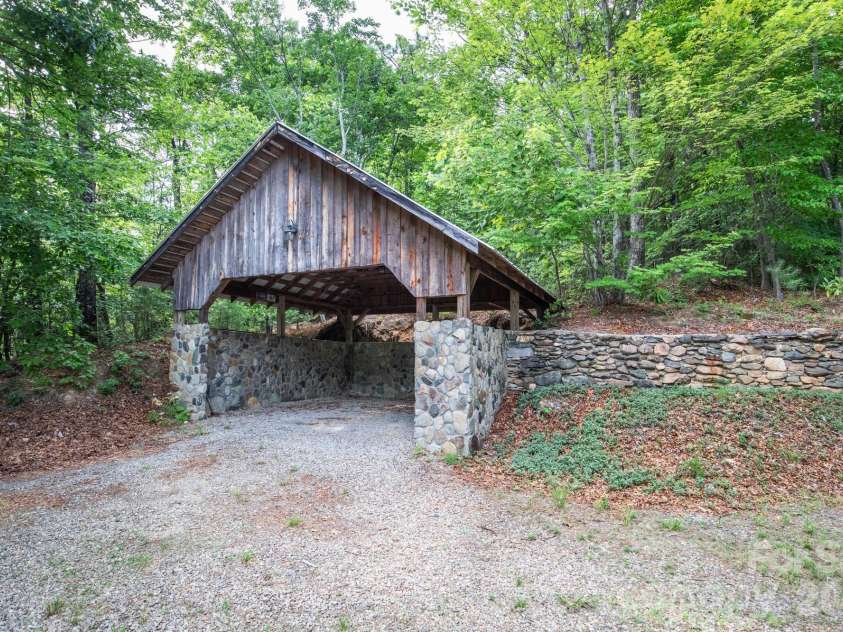 1639 Mountain Vista Drive, McGrady, NC 28649.  MLS# CAR4393964, YatesRealty ID 30753. 