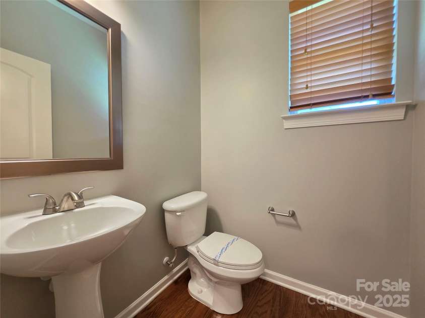 6005 Trailwater Road, Charlotte, NC 28278.  MLS# CAR4278335, YatesRealty ID 30754. 