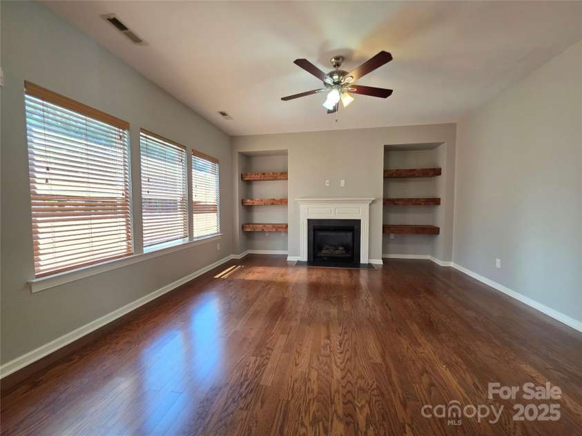 6005 Trailwater Road, Charlotte, NC 28278.  MLS# CAR4278335, YatesRealty ID 30754. 