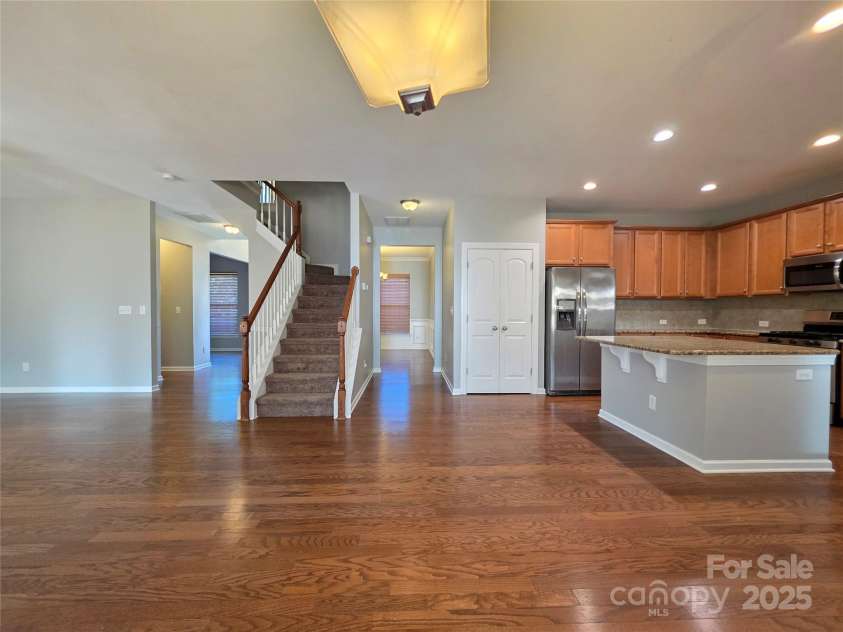 6005 Trailwater Road, Charlotte, NC 28278.  MLS# CAR4278335, YatesRealty ID 30754. 