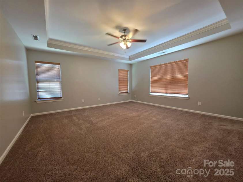 6005 Trailwater Road, Charlotte, NC 28278.  MLS# CAR4278335, YatesRealty ID 30754. 