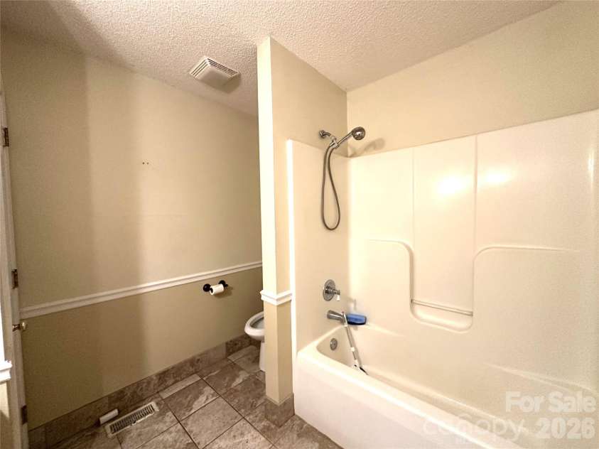 1724 Wellington Avenue, Newton, NC 28658.  MLS# CAR4392488, YatesRealty ID 30755. 